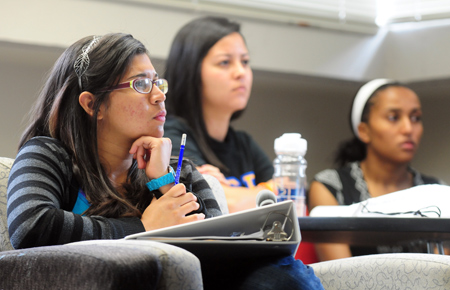 i3 Scholars participating during a special-topics workshop <br/>
Courtesy of Andrew Russell and the Pittsburgh Tribune Review